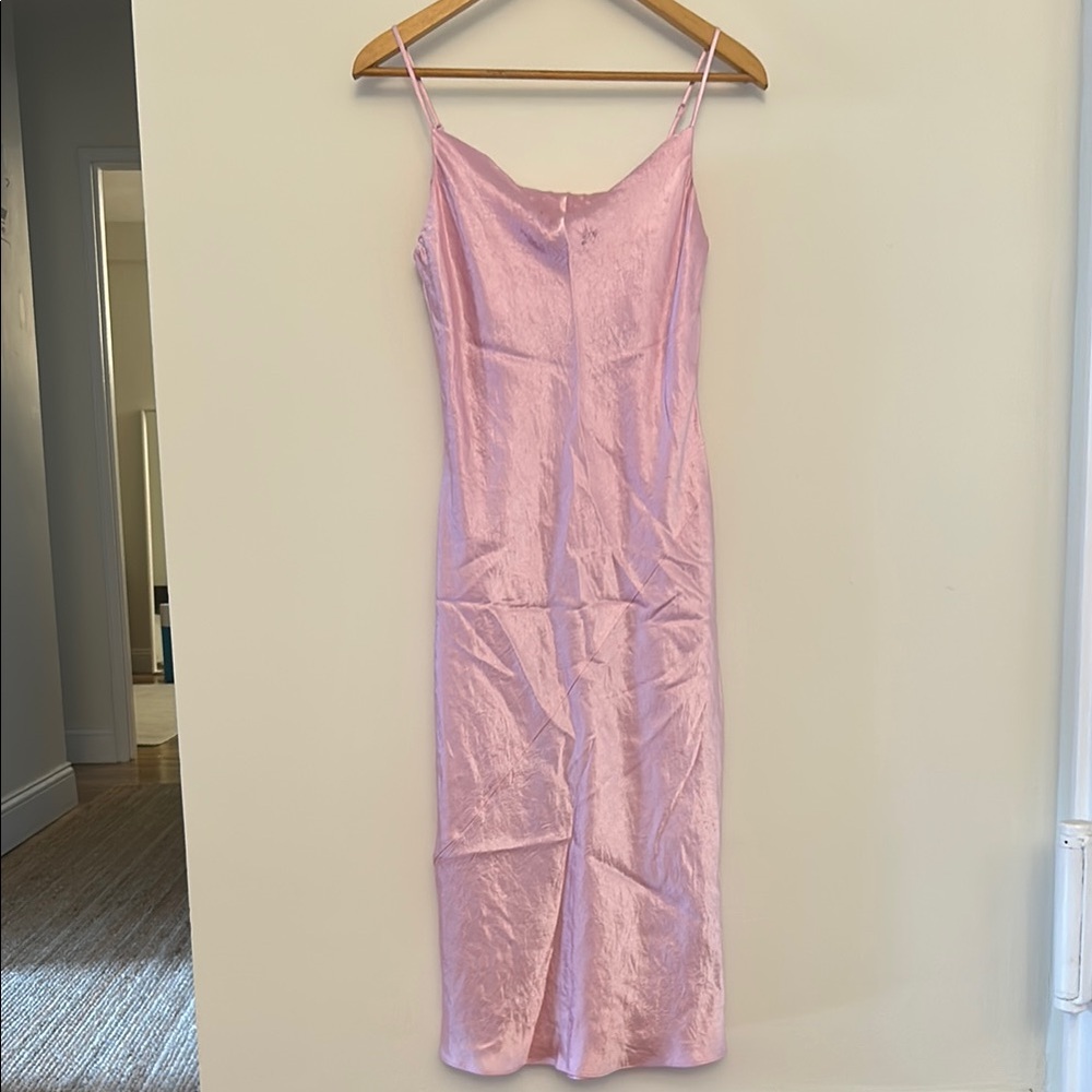 Aritzia - Babaton De Niro Soft Pink Satin Dress